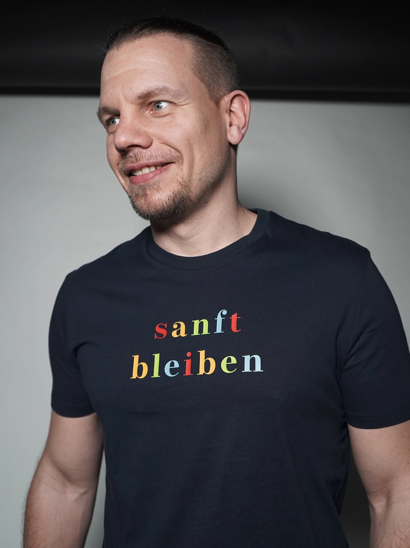 Sanft bleiben (Druck) T-Shirt Unisex