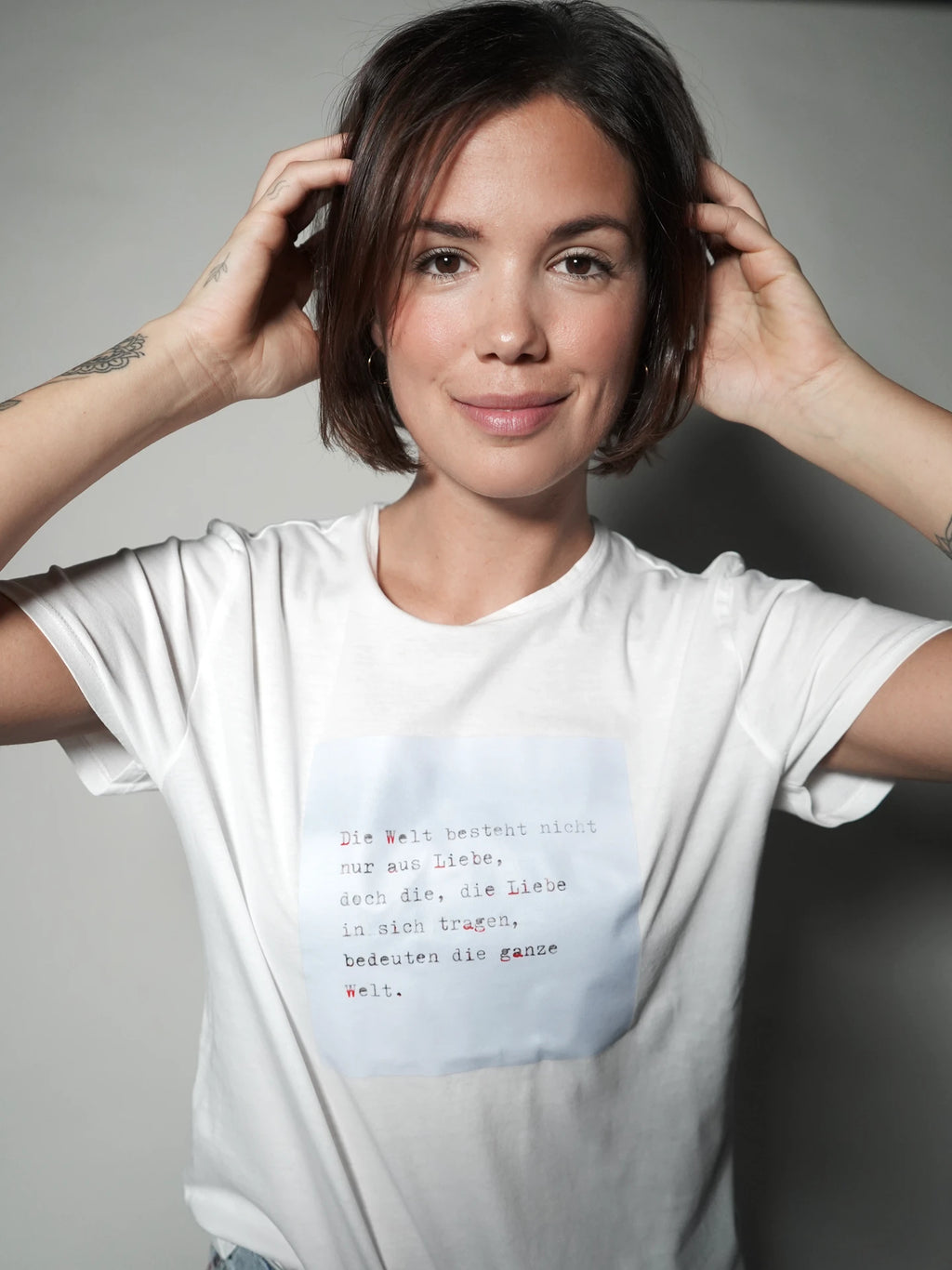 Liebe Welt (Blau) T-Shirt